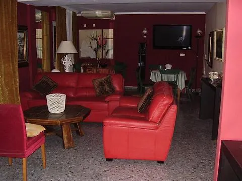 ホテル Hostal San Felipe サンペドロ・デ・アルカンタラ